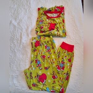 Grinch men's size XL 46-48 2 piece pajama set VGUC